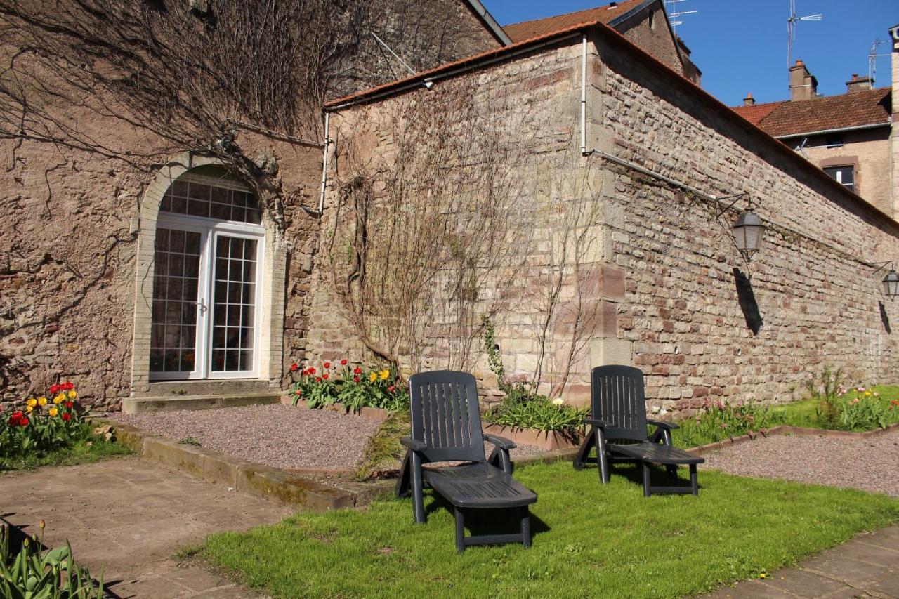 Hotel Le Napoleon Luxeuil-les-Bains Exterior foto